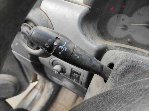 Foto 2ª: Mando Multifuncion Peugeot Partner RHY (2005)