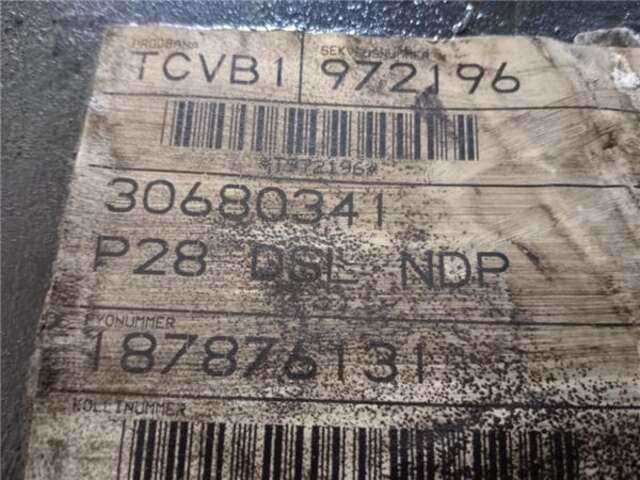 Foto 2ª: Deposito de Combustible Volvo XC 90 2.4 D5 (7 ASIENTOS) [2.4 LTR. - 120 KW DIESEL CAT] [D 5244 T]