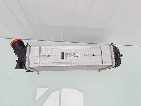 Foto 3ª: Intercooler Opel Mokka 1.2 76) 136CV 100KW [HN09] (2025)