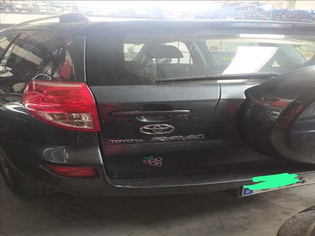 Piloto Trasero Izquierdo Toyota Rav4 2.2 DIESEL
