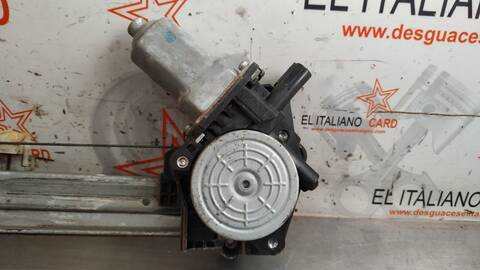 Foto 4ª: Elevalunas Manual Trasero Derecho Honda Crv ELEGANCE 150CV 110KW RE) [R20A2] (2009)