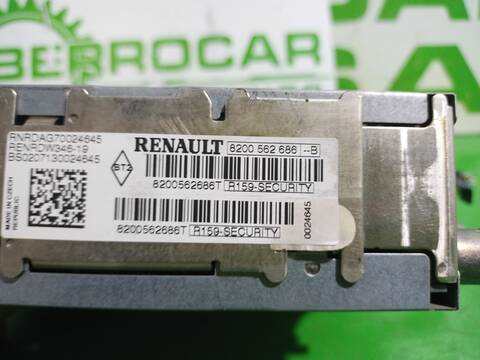 Foto 2ª: Sistema Audio Radio CD Renault Scenic GRAND EMOTION 112CV 82KW [K4M812] (2007)