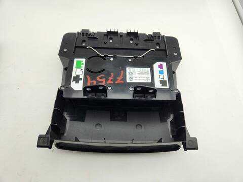 Foto 3ª: Luz Interior Mercedes Clase B 150 B 200 CDI 246.208) 136CV 100KW [651930] (2017)