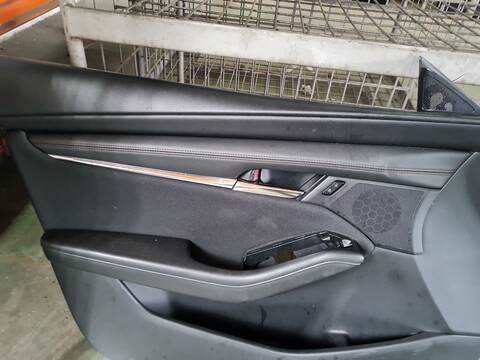 Foto 2ª: Tapizados Cartoneras Mazda 3 2.0 SKYACTIV-G M HYBRID HATCHBACK 122CV 90KW [PEXN] (2020)