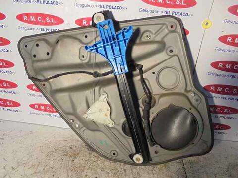 Foto 2ª: Elevalunas Manual Trasero Derecho Volkswagen Golf 1.6 16V BERLINA 105CV 77KW [BCB] (2003)
