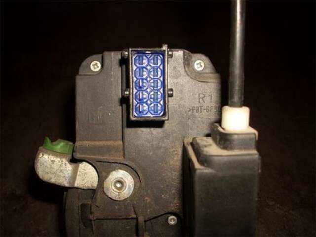 Foto 1ª: Cerradura Puerta Delantera Derecha Opel Corsa 1.2 TWINPORT [Z 12 XEP]