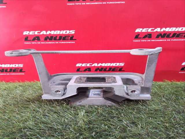 Foto 4ª: Soporte Motor Renault Master 2.3 DCI 125 FWD FV0C FV0D FV0G FV0H FV0J FV0K) 125CV 92KW FURGONETA [M9T 670,M9T 672,M9T 676,M9T 678,M9T 680,M9T 870,M9] (2013)