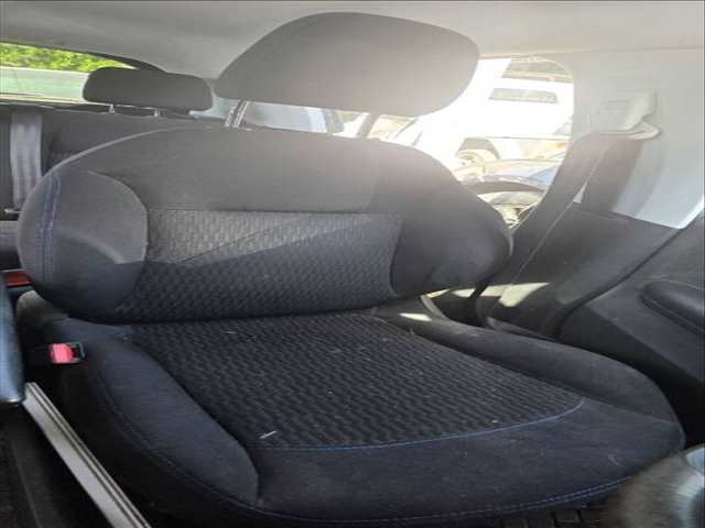 Asiento Delantero Izquierdo Peugeot 208 STYLE 82CV 60KW