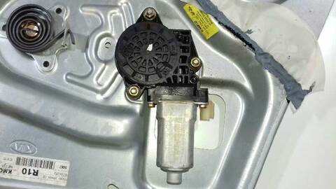 Foto 3ª: Elevalunas Eléctrico Delantero Derecho Kia Sportage ACTIVE 4X4 140CV 103KW [D4EA] (2006)