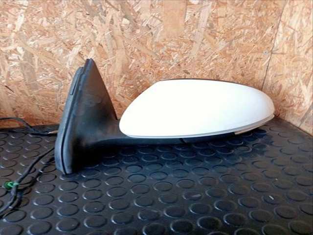 Foto 2ª: Retrovisor Izquierdo Volkswagen Tiguan MOTION 4MOTION 140CV (2007)