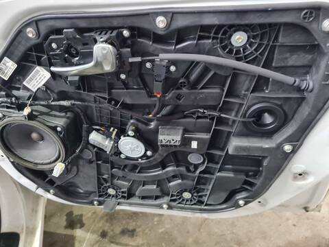 Elevalunas Eléctrico Delantero Derecho Kia Carens BASIC 135CV 99KW