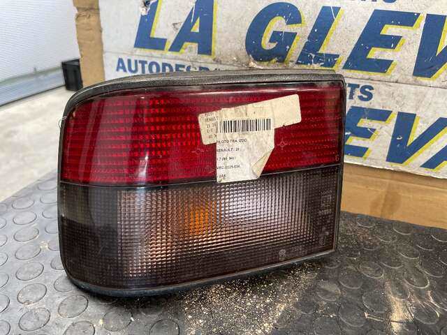 Piloto Trasero Izquierdo Renault 21 2.0