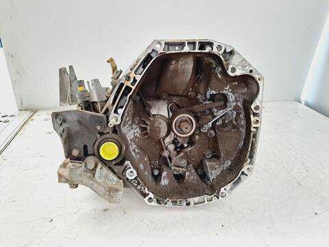 Caja Cambios Renault Clio AUTHENTIQUE 68CV 50KW