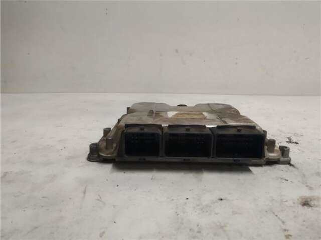 Foto 2ª: Centralita Motor ECU Renault Scenic 1.9 D RT [1.9 LTR. - 47 KW DIESEL] I (JA...)(1999-_) [F9Q732]