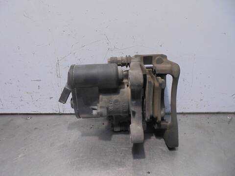 Foto 2ª: Pedal Embrague Volkswagen Passat 2.0 TDI BERLINA 140CV 103KW [CBA] (2009)