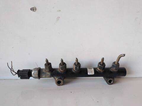 Foto 1ª: Rampa Inyectora Peugeot Partner 9H06 FURGON (2014)