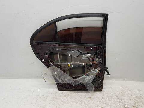 Foto 3ª: Puerta Trasera Izquierda Toyota Avensis 1.8 SOL BERLINA 5-PTAS) (2006)