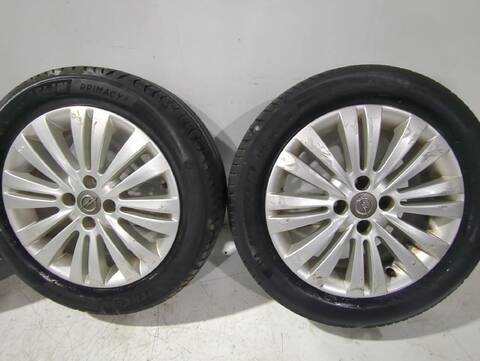 Foto 2ª: Juego LLantas Opel Corsa 1.3 CDTI L08 L68) 75CV [A 13 DTC Z 13 DTJ] (2006)