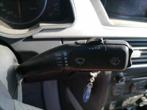 Mando Multifuncion Audi A5 2.0 TDI 105KW) 143CV