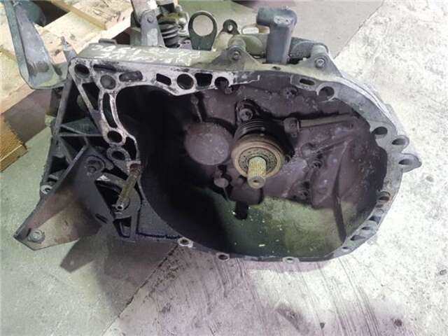 Foto 2ª: Caja Cambios Renault Megane 1.5 AUTHENTIQUE CONFORT [1.5 LTR. - 78 KW DCI DIESEL] II BERLINA 3P (10.2002-_)