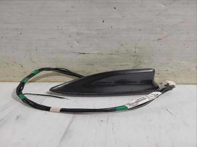 Foto 3ª: Antena Toyota Rav4 2.0 MXAA52) 175CV [M20A-FKS] (2018)