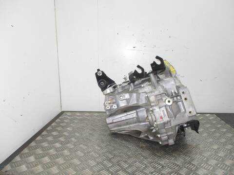 Foto 2ª: Caja Cambios Toyota Yaris 2NR (2017)