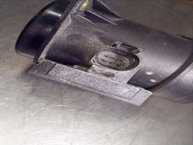 Foto 2ª: Caudalimetro Audi A3 1.9 TDI AMBIENTE 110CV 81KW [AHF] (1998)