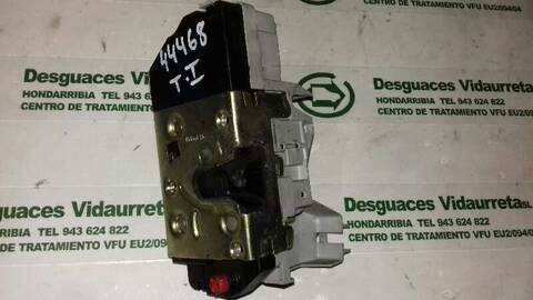 Foto 1ª: Cerradura Puerta Trasera Izquierda Peugeot 307 1.6 16V HDI BERLINA 90CV 66KW [9HX] (2006)