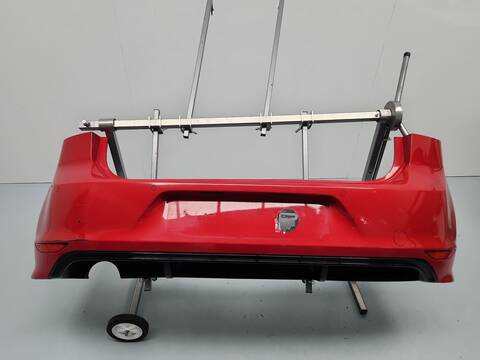 Paragolpes Trasero Volkswagen Golf 1.6 TDI 105CV 77KW
