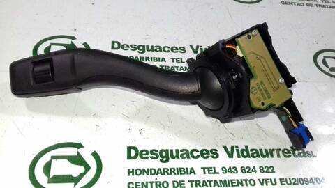 Foto 2ª: Mando Multifuncion Audi A3 2.0 TDI AMBIENTE 140CV 103KW [BKD] (2005)