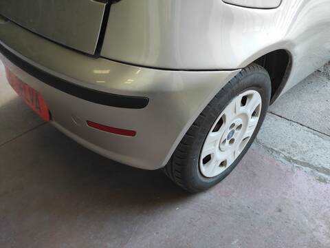 Foto 3ª: Paragolpes Trasero Fiat Punto 1.2 D 188) BERLINA 188A4000 (2003)