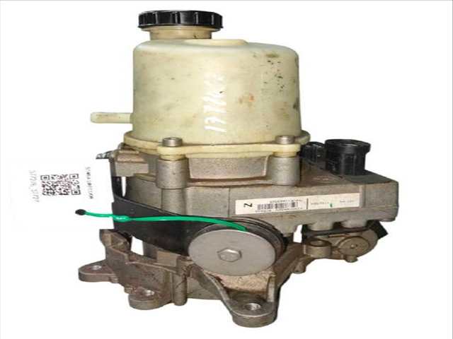 Foto 2ª: Bomba de Direccion Dacia Dokker 1.5 DCI FEAJ) FURGONETA (2012)