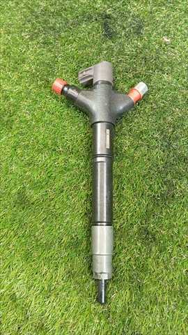 Foto 2ª: Inyectores Toyota Rav4 2.2 D EURO 4 [2ADFTV] (2010)