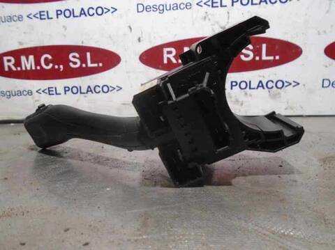 Foto 3ª: Mando Multifuncion Volkswagen Passat 1.6 BERLINA 101CV 74KW [AHL] (2000)
