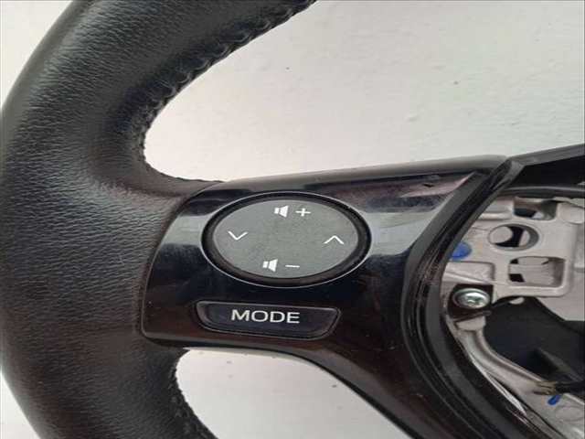 Foto 3ª: Volante Toyota Aygo 1.0 CAT 69CV 51KW [1KRFE] (2016)