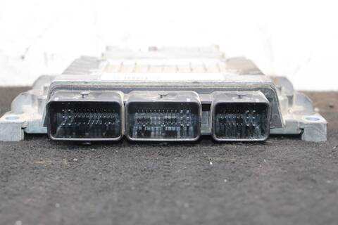 Foto 2ª: Centralita Motor ECU Renault Megane AUTHENTIQUE 106CV 78KW (2005)