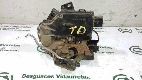 Cerradura Puerta Trasera Derecha Audi A6 2.5 V6 24V TDI AVANT 180CV 132KW