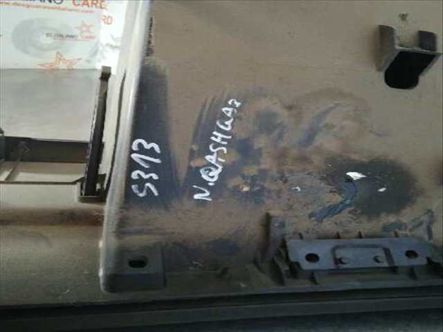 Foto 3ª: Guantera Nissan Qashqai BACKSTAGE 4X4 150CV 110KW [M9R832] (2007)