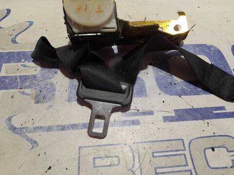 Foto 3ª: Cinturón Trasero Izquierdo Toyota Corolla 2.0 TD CAT 90CV (2001)