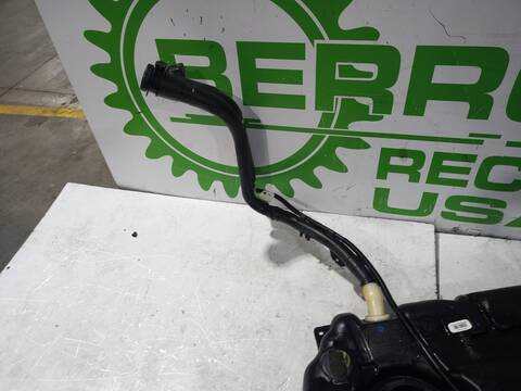 Foto 2ª: Deposito de Combustible Citroen C4 COLLECTION BERLINA 90CV 66KW [9HXDV6ATED4] (2006)