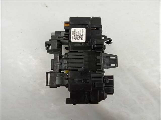 Foto 3ª: Caja Reles Fusibles Mercedes Clase GLE 400 2.9 TD 330CV 243KW SUV V167 AUT. 4-MATIC 167.123) OM656.929 [OM 656.929] (2019)