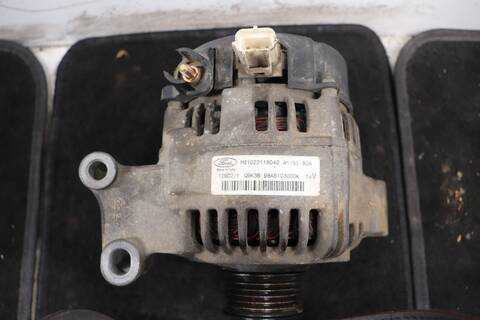 Foto 2ª: Alternador Ford Focus TREND 101CV 74KW (1998)