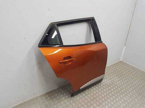 Foto 3ª: Puerta Trasera Derecha Peugeot 2008 GT LINE