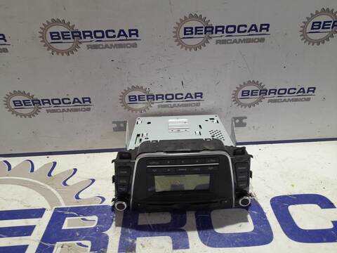 Foto 2ª: Sistema Audio Radio CD Hyundai i30 VERSION INDEFINIDA (2007)