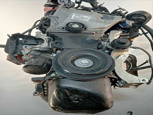 Foto 3ª: Motor Completo Dacia Sandero BASICO 1 16V CAT 75CV (2008)