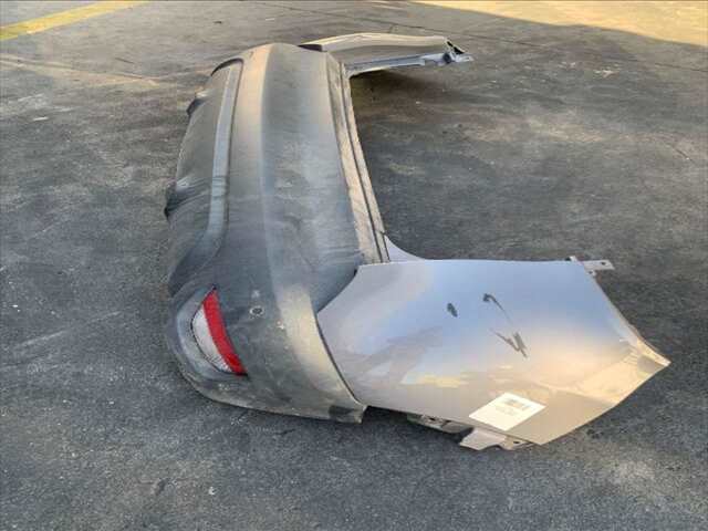 Foto 3ª: Paragolpes Trasero Renault Captur 1.5 DCI90CV [K9K 629] (2017)