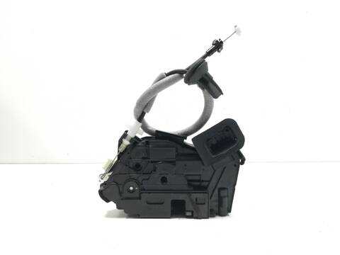 Foto 3ª: Cerradura Puerta Delantera Derecha Volkswagen Passat CUA (2015)