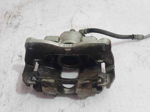 Foto 3ª: Pinza Freno Delantera Derecho Toyota Yaris ACTIVE 112CV [2NRFKE] (2017)