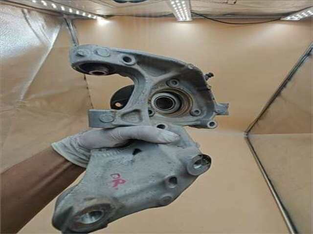 Foto 2ª: Mangueta Trasera Derecha Volkswagen Golf 2.0 R BMT/START-STOPP 4MOTION [2.0 LTR. - 228 KW 16V T FSI] [DNUE]