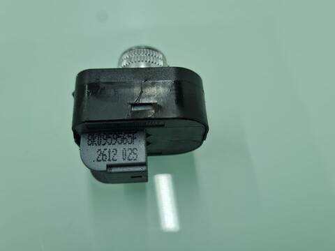 Foto 2ª: Mando Retrovisor Audi A5 2.0 TDI 105KW) 143CV [CJC] (2012)